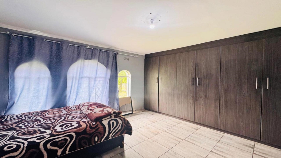 5 Bedroom Property for Sale in President Park Gauteng