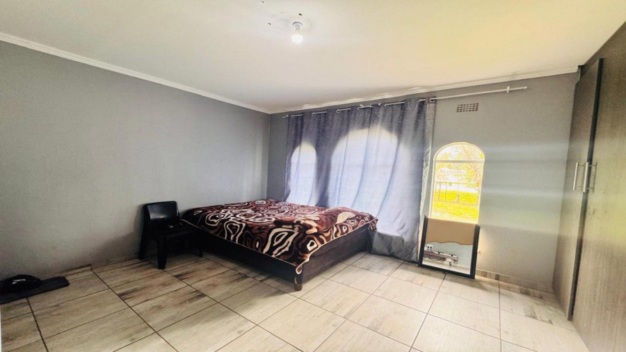 5 Bedroom Property for Sale in President Park Gauteng