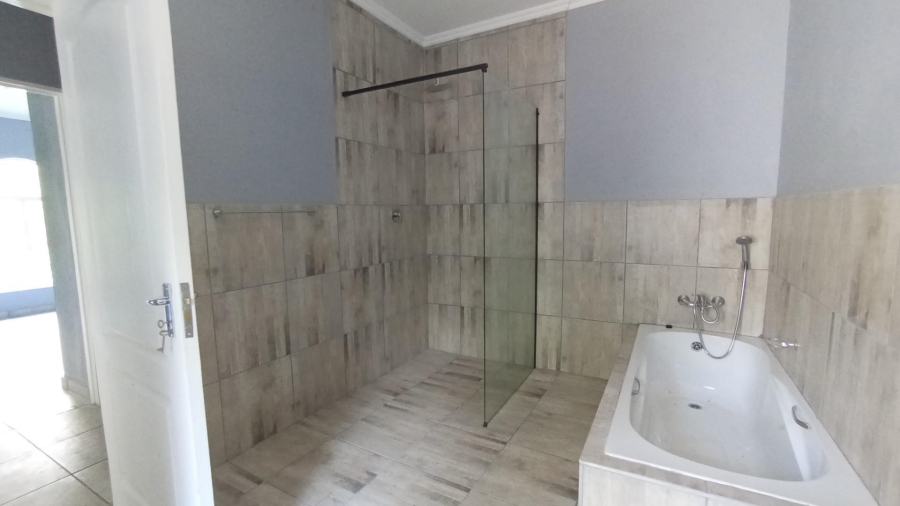 5 Bedroom Property for Sale in President Park Gauteng