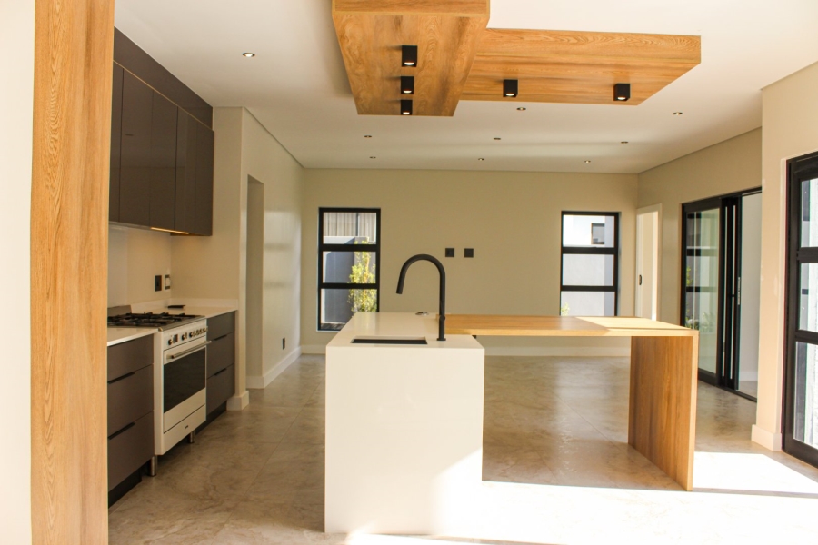 4 Bedroom Property for Sale in Fountainbrook Estate Gauteng