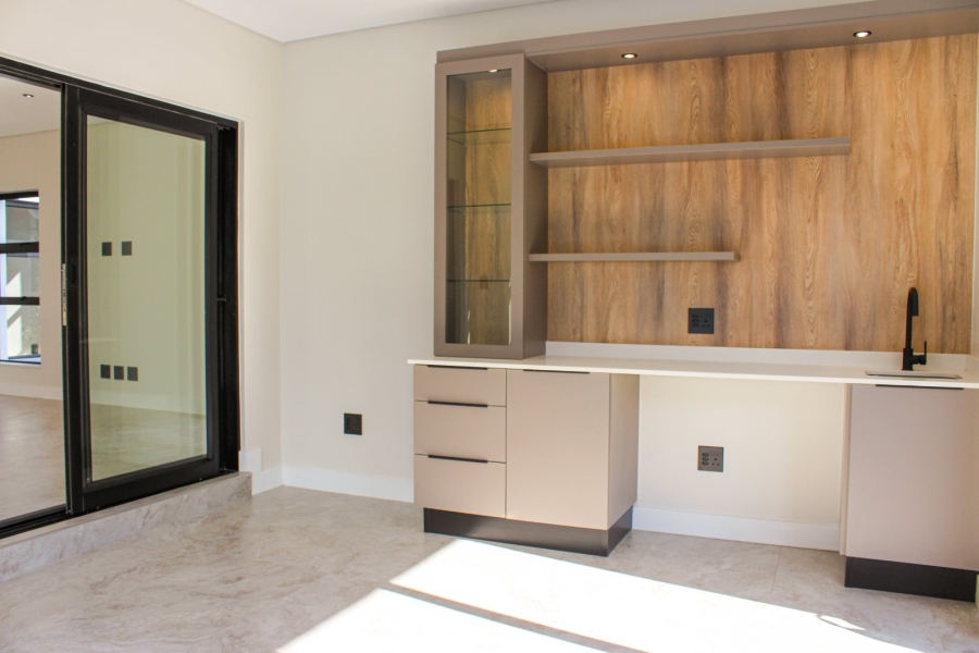4 Bedroom Property for Sale in Fountainbrook Estate Gauteng