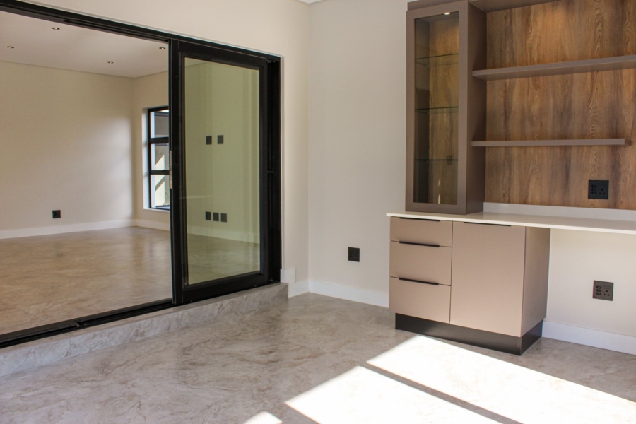 4 Bedroom Property for Sale in Fountainbrook Estate Gauteng