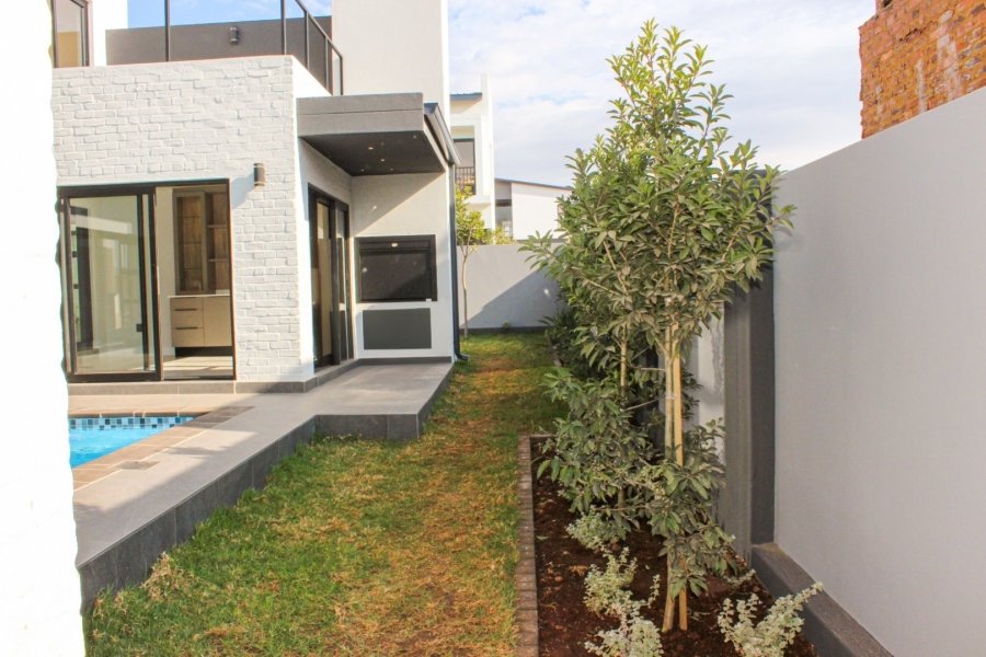 4 Bedroom Property for Sale in Fountainbrook Estate Gauteng