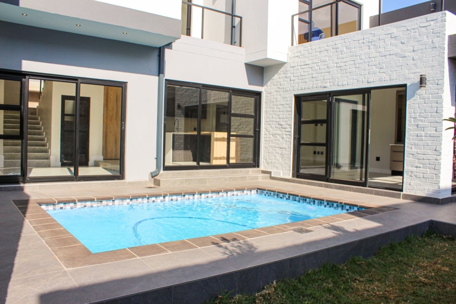 4 Bedroom Property for Sale in Fountainbrook Estate Gauteng