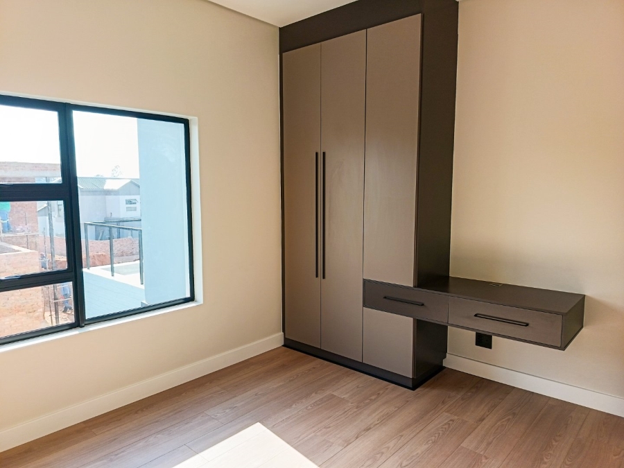 4 Bedroom Property for Sale in Fountainbrook Estate Gauteng