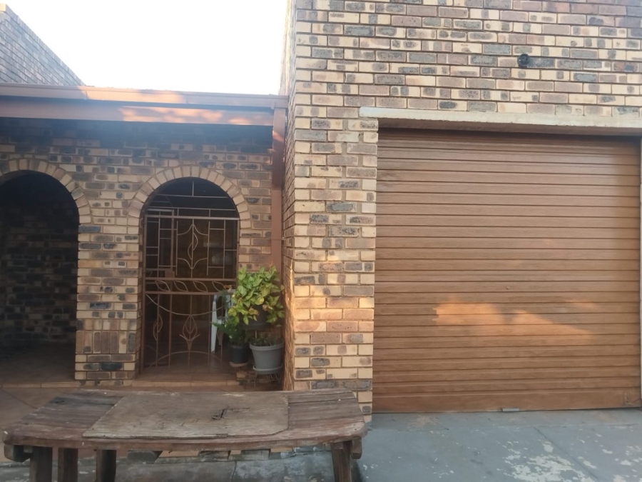 3 Bedroom Property for Sale in Ga-Rankuwa Unit 7 Gauteng