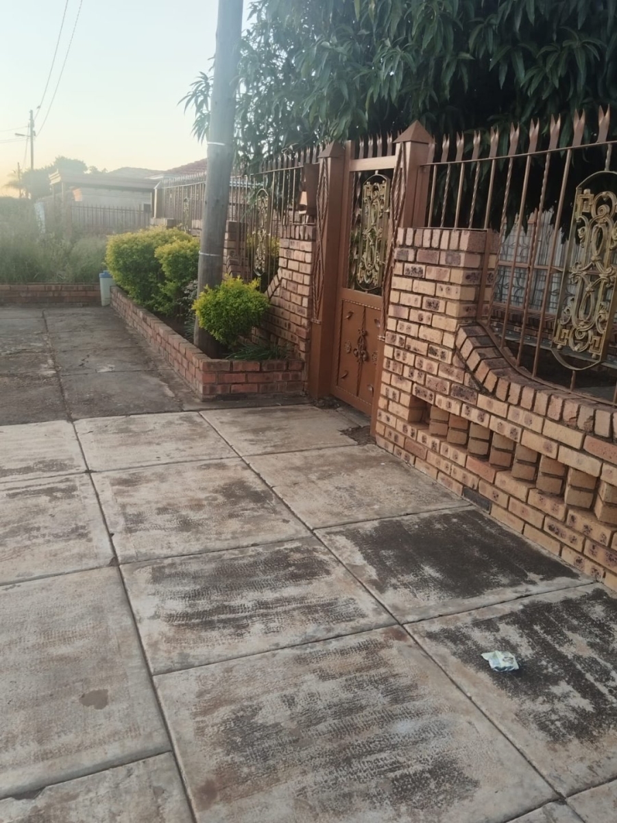 3 Bedroom Property for Sale in Ga-Rankuwa Unit 7 Gauteng