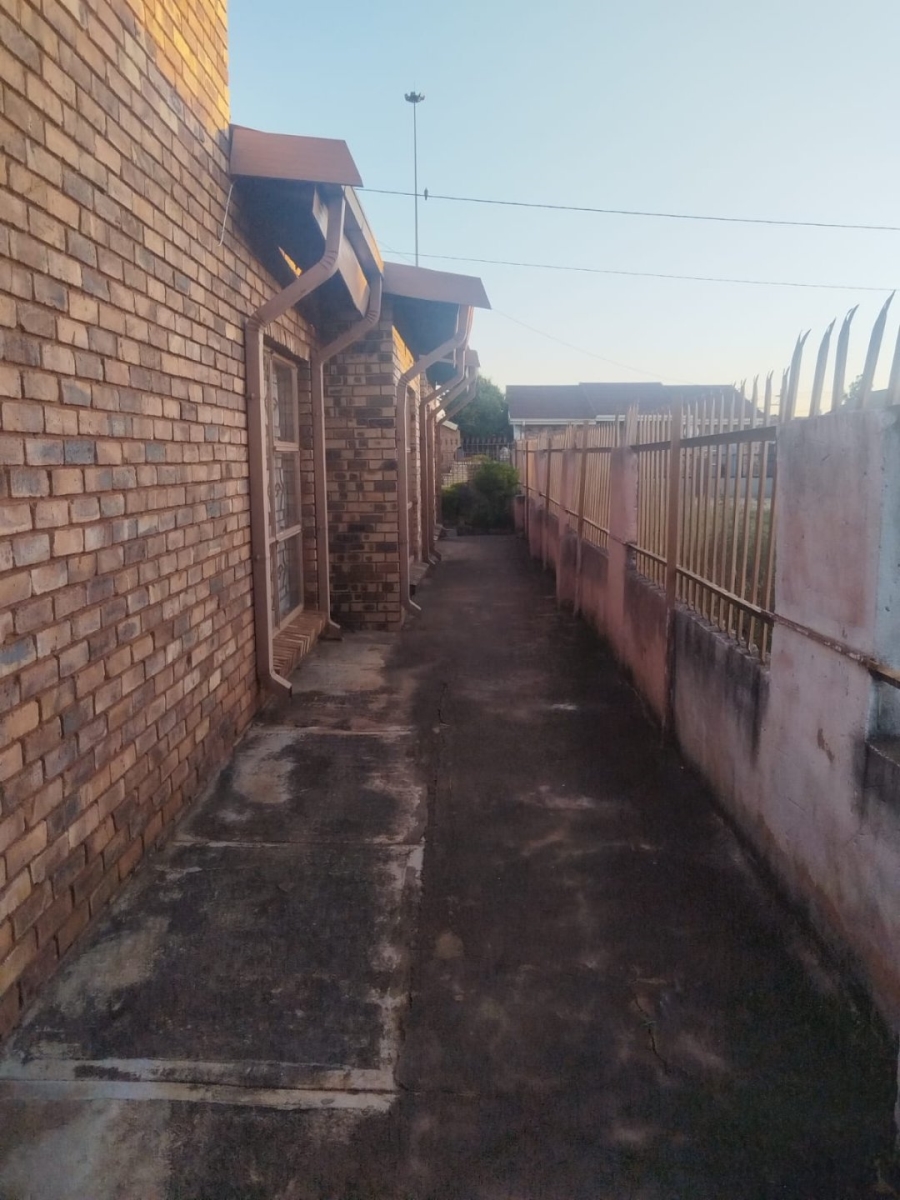 3 Bedroom Property for Sale in Ga-Rankuwa Unit 7 Gauteng