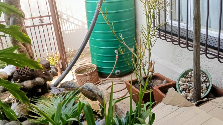  Bedroom Property for Sale in Krugersdorp West Gauteng