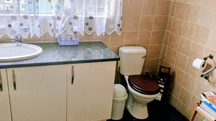  Bedroom Property for Sale in Krugersdorp West Gauteng
