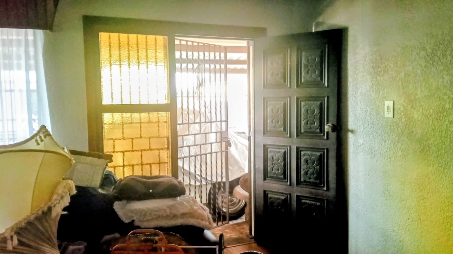  Bedroom Property for Sale in Krugersdorp West Gauteng