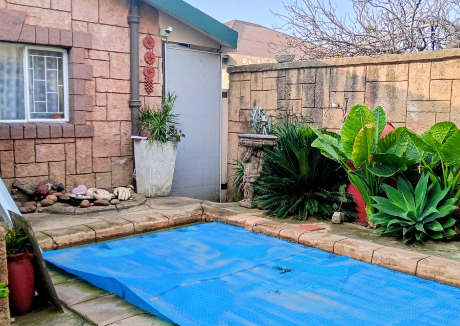  Bedroom Property for Sale in Krugersdorp West Gauteng