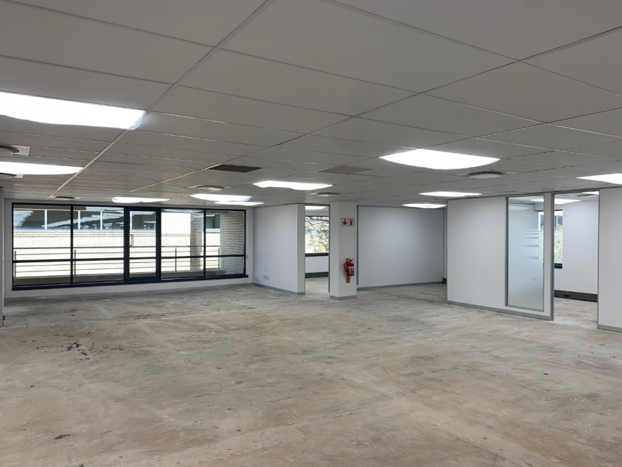 To Let Commercial Property for Rent in Nieuw Muckleneuk Gauteng