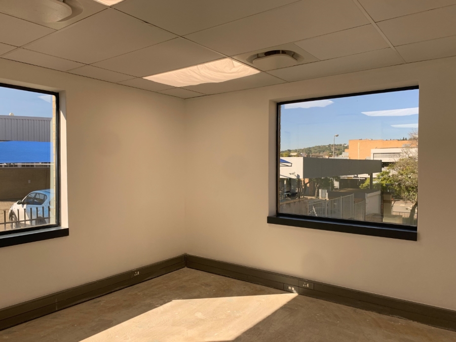 To Let Commercial Property for Rent in Nieuw Muckleneuk Gauteng