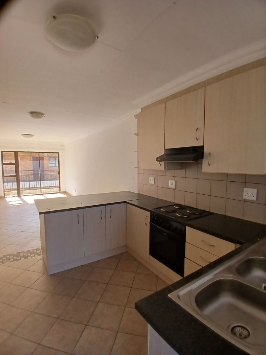 2 Bedroom Property for Sale in Florida Park Gauteng