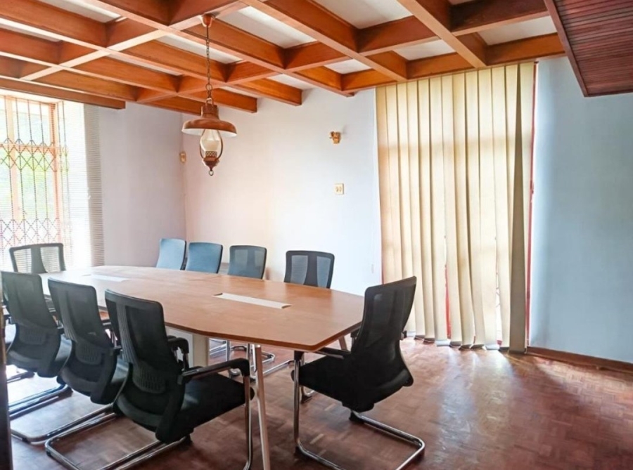 To Let Commercial Property for Rent in Lynnwood Glen Gauteng