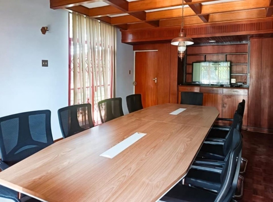 To Let Commercial Property for Rent in Lynnwood Glen Gauteng