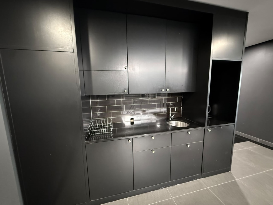  Bedroom Property for Sale in Sandown Gauteng