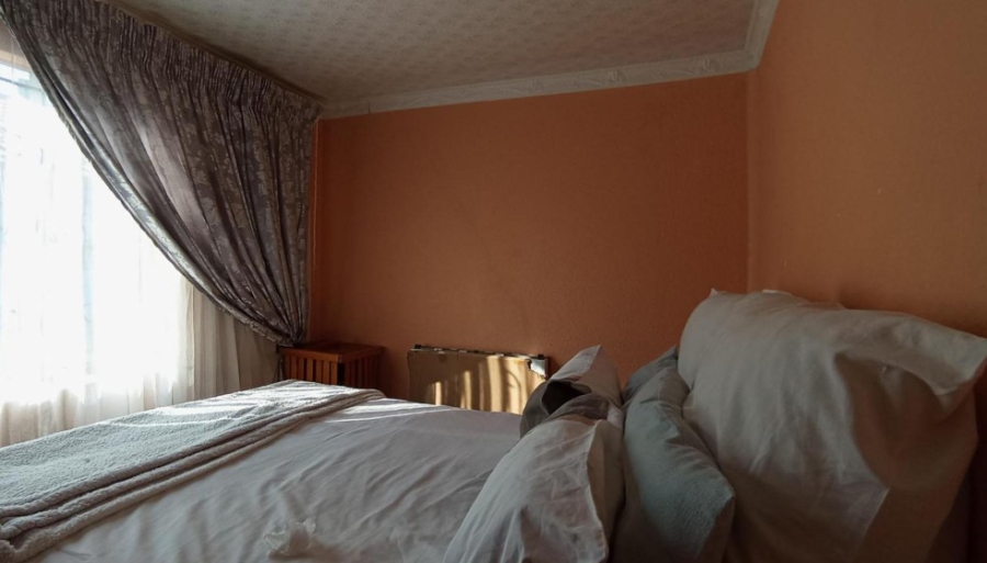 2 Bedroom Property for Sale in Soshanguve FF Gauteng