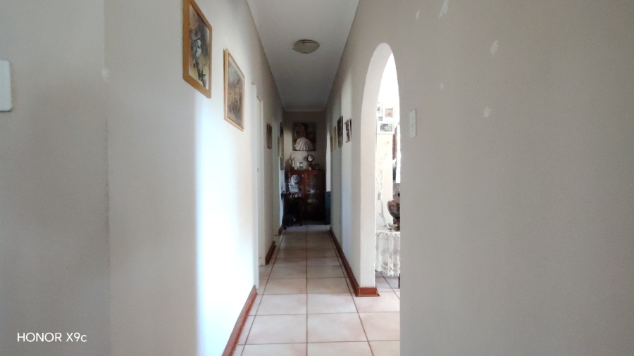  Bedroom Property for Sale in Nelsonia Gauteng
