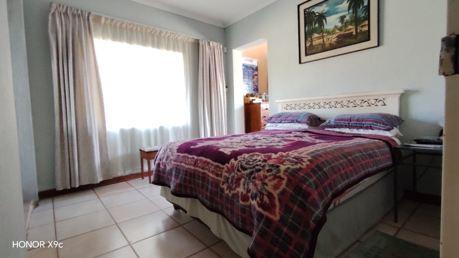  Bedroom Property for Sale in Nelsonia Gauteng