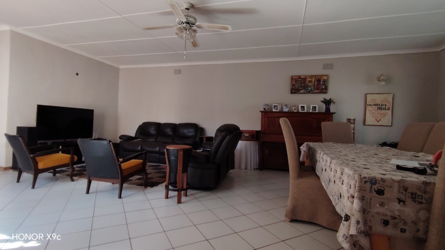  Bedroom Property for Sale in Nelsonia Gauteng