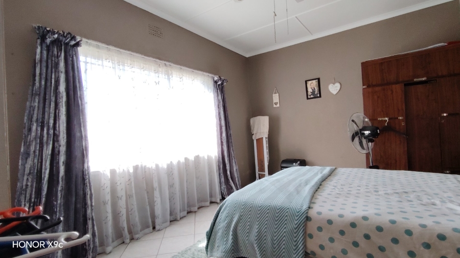  Bedroom Property for Sale in Nelsonia Gauteng