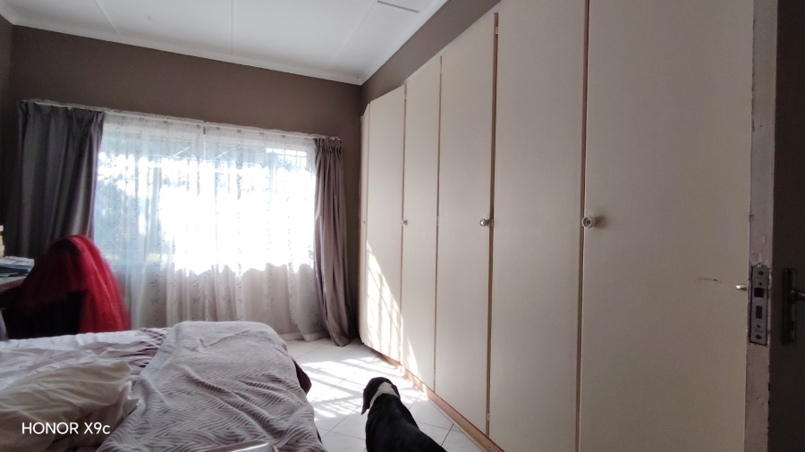  Bedroom Property for Sale in Nelsonia Gauteng