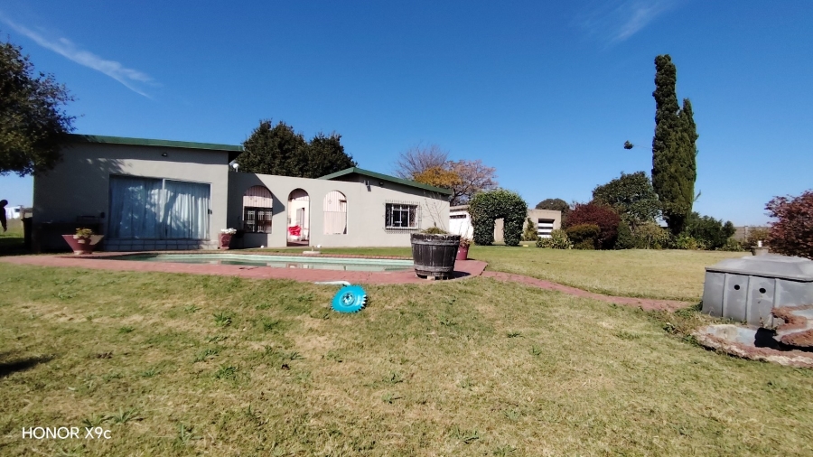  Bedroom Property for Sale in Nelsonia Gauteng