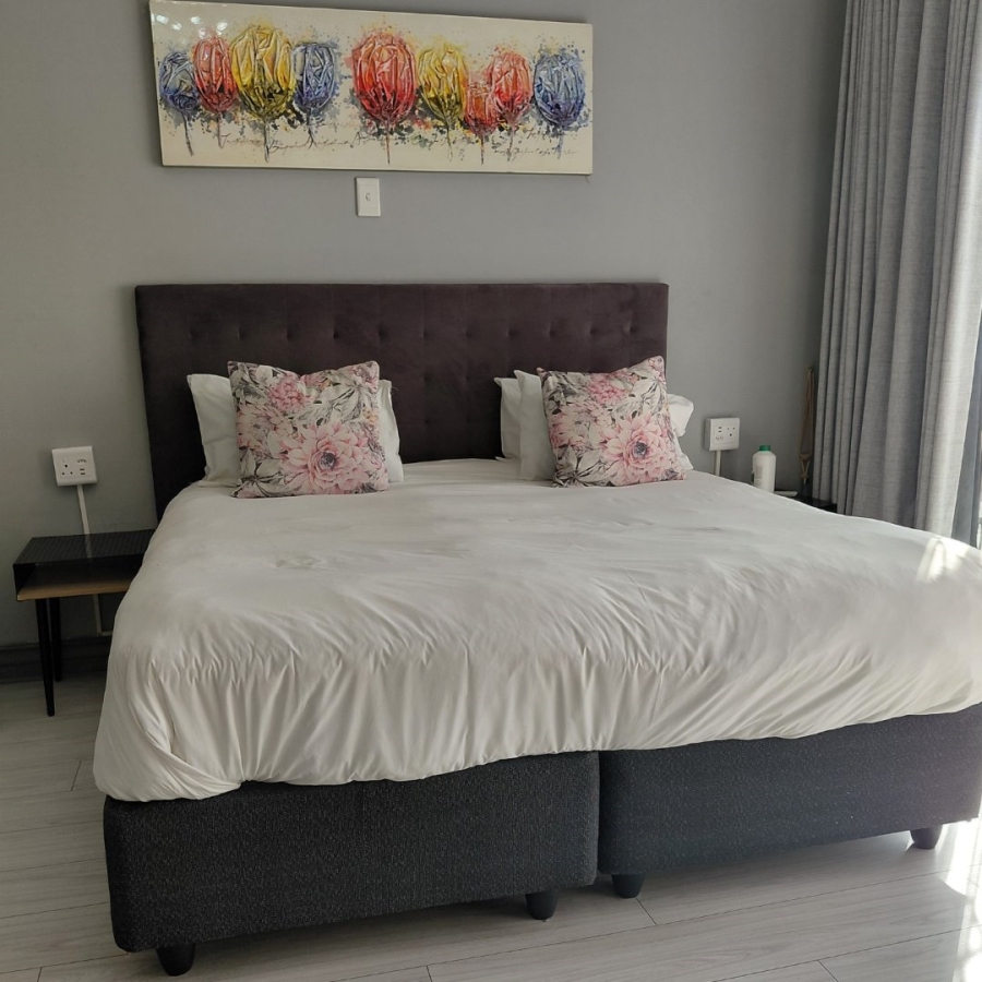 To Let 5 Bedroom Property for Rent in Waterkloof Gauteng
