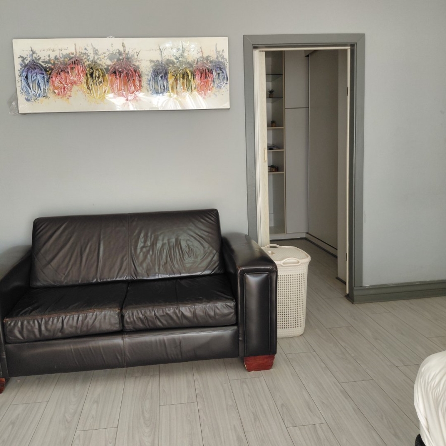 To Let 5 Bedroom Property for Rent in Waterkloof Gauteng