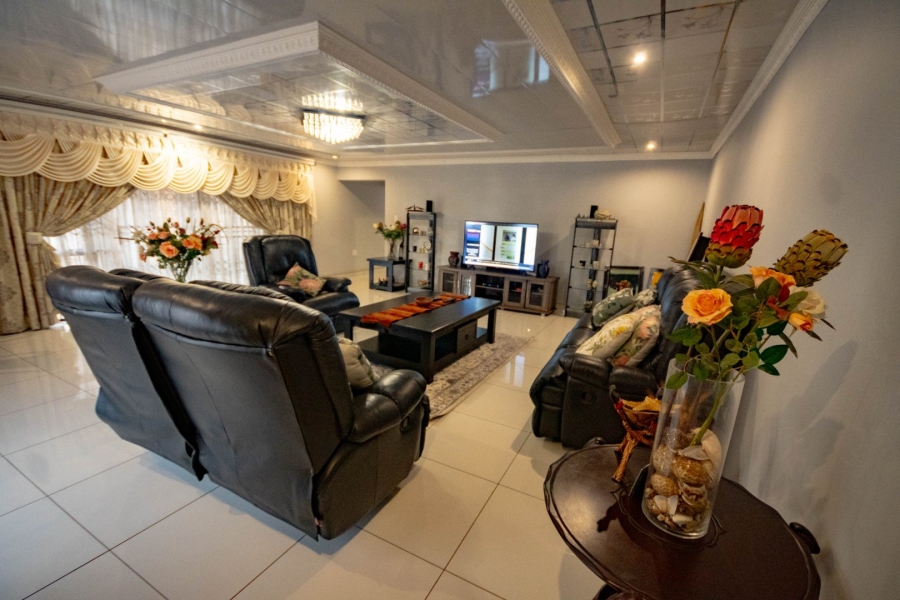 4 Bedroom Property for Sale in Chantelle Gauteng