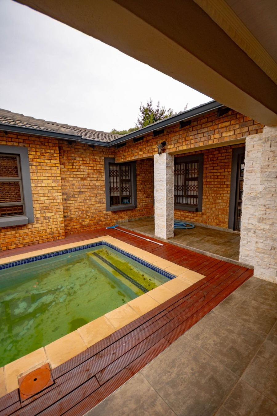 4 Bedroom Property for Sale in Chantelle Gauteng