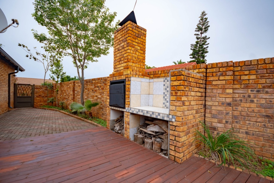 4 Bedroom Property for Sale in Chantelle Gauteng
