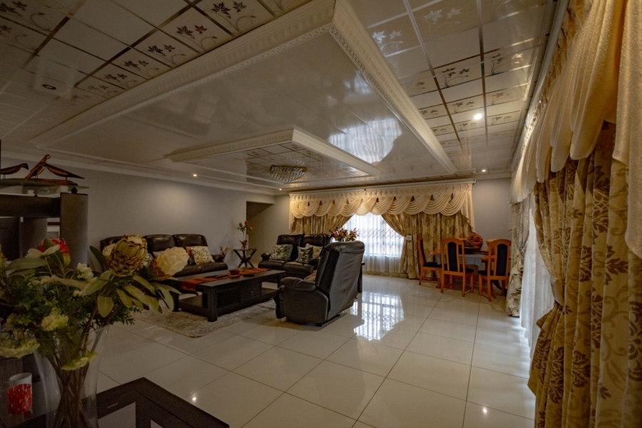 4 Bedroom Property for Sale in Chantelle Gauteng