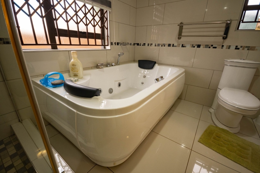 4 Bedroom Property for Sale in Chantelle Gauteng