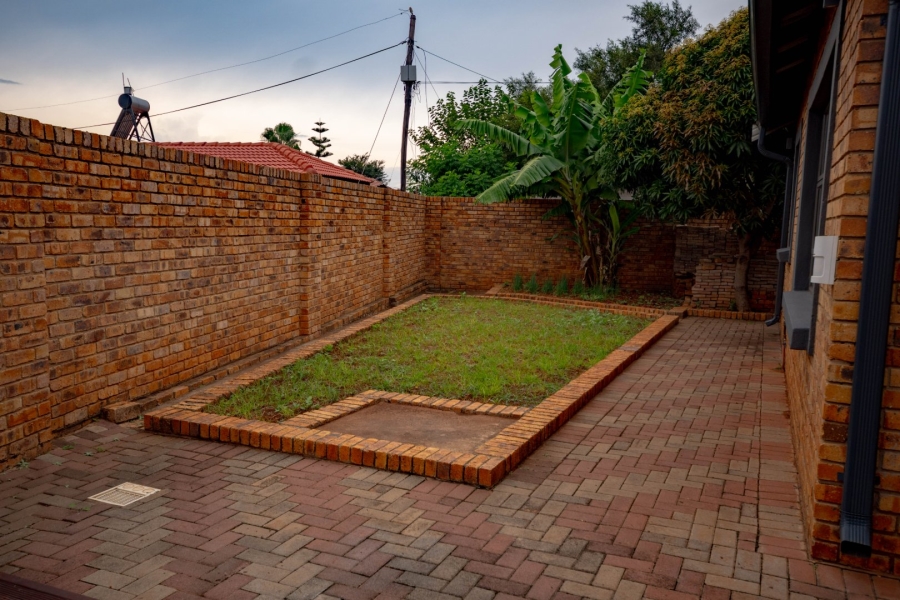 4 Bedroom Property for Sale in Chantelle Gauteng