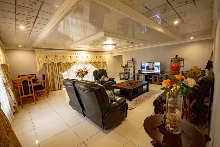 4 Bedroom Property for Sale in Chantelle Gauteng
