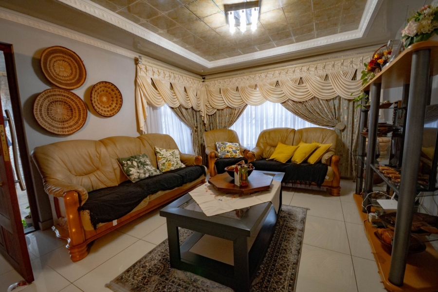 4 Bedroom Property for Sale in Chantelle Gauteng