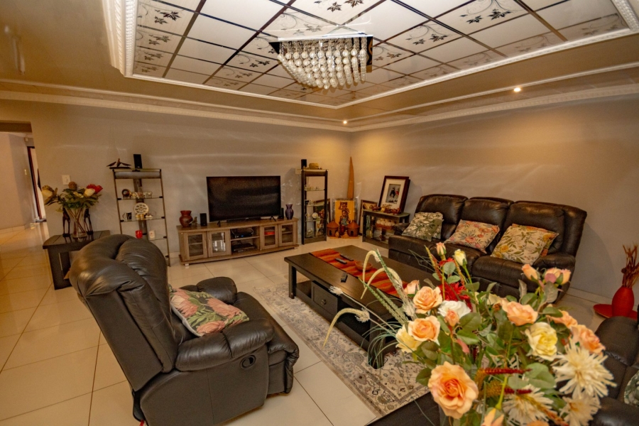 4 Bedroom Property for Sale in Chantelle Gauteng
