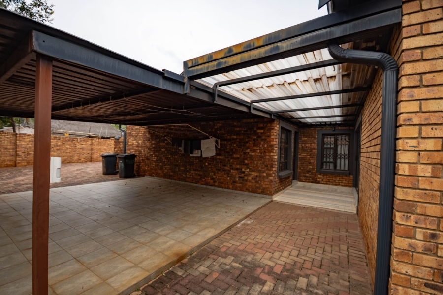 4 Bedroom Property for Sale in Chantelle Gauteng
