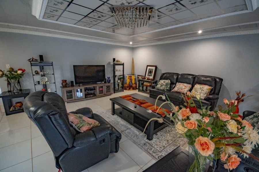 4 Bedroom Property for Sale in Chantelle Gauteng