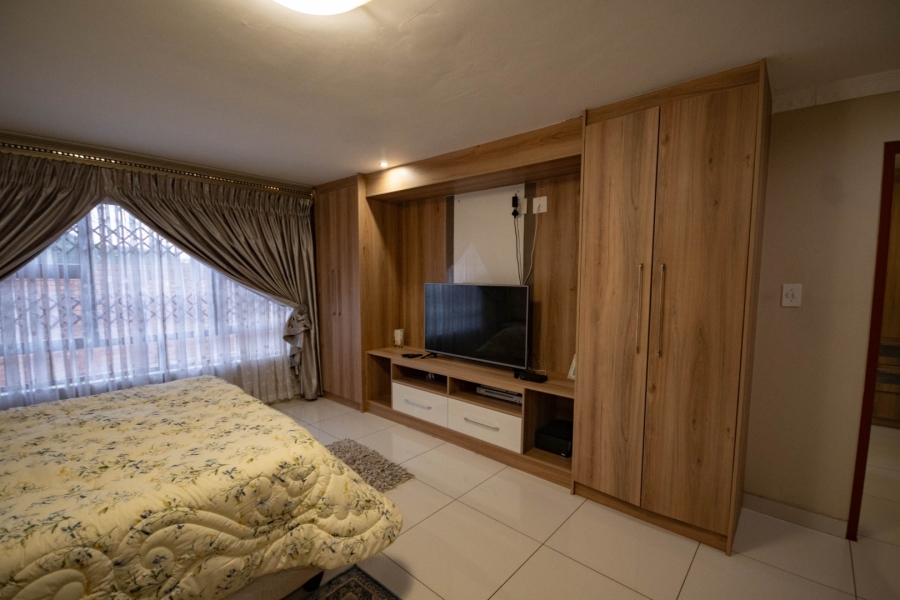 4 Bedroom Property for Sale in Chantelle Gauteng