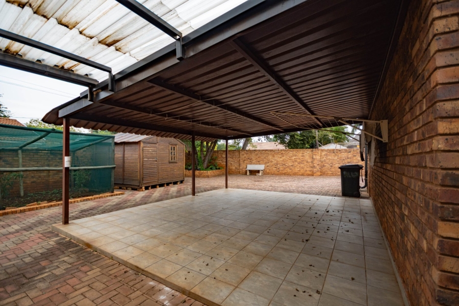 4 Bedroom Property for Sale in Chantelle Gauteng