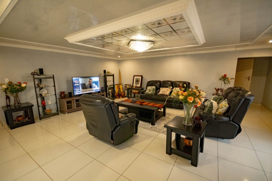 4 Bedroom Property for Sale in Chantelle Gauteng