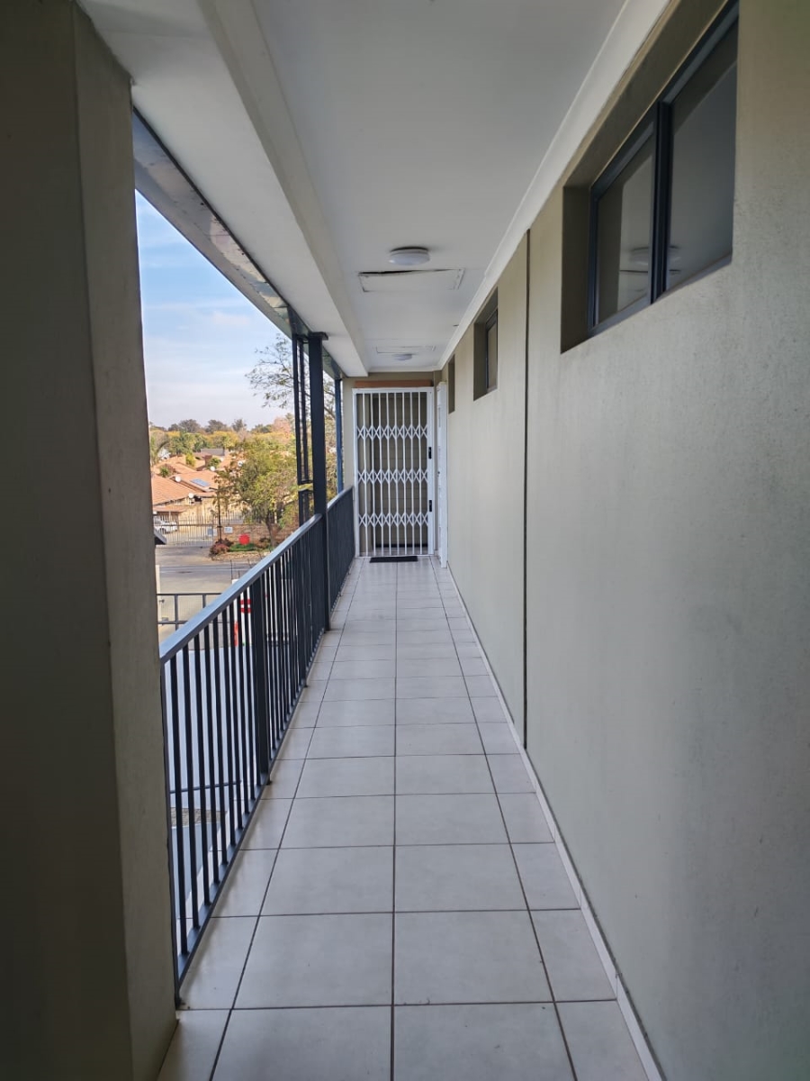 2 Bedroom Property for Sale in Brentwood Park Gauteng