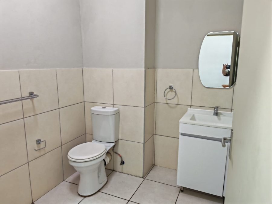2 Bedroom Property for Sale in Brentwood Park Gauteng