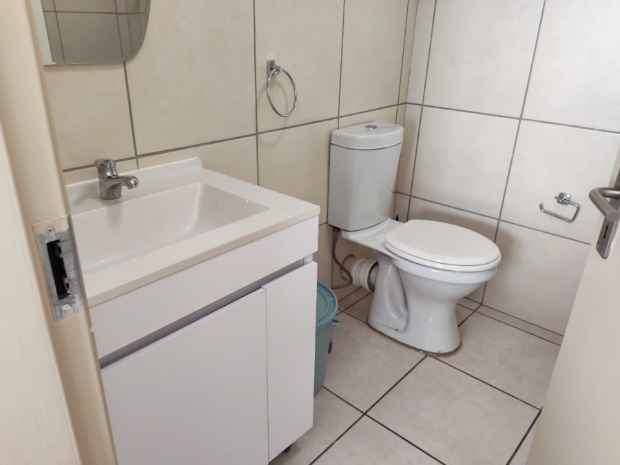 2 Bedroom Property for Sale in Brentwood Park Gauteng
