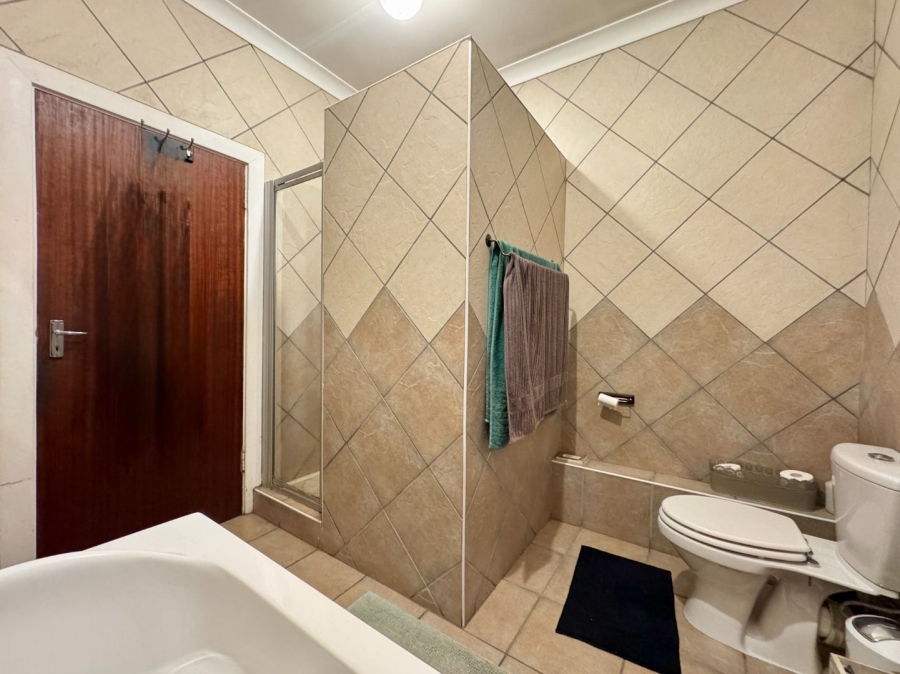 4 Bedroom Property for Sale in Lyttelton Manor Gauteng