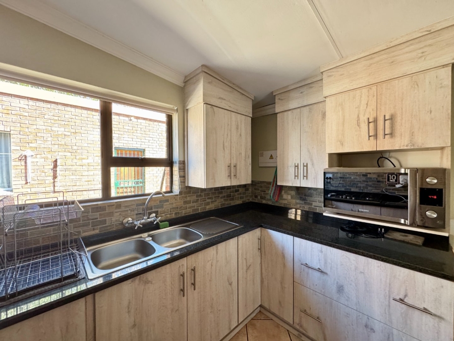 4 Bedroom Property for Sale in Lyttelton Manor Gauteng
